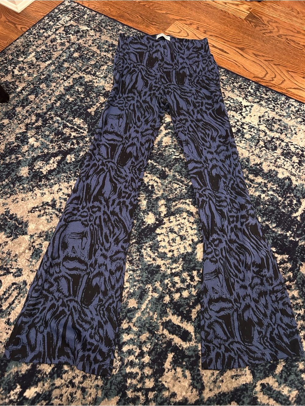 Black and blue pattern flowy pants